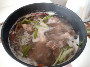 食补佳品炖羊肉的做法