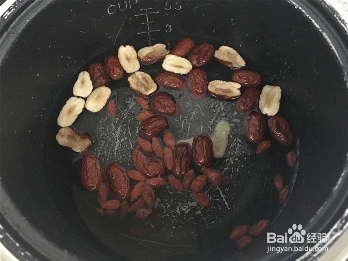 如何煮红枣枸杞汤呢?