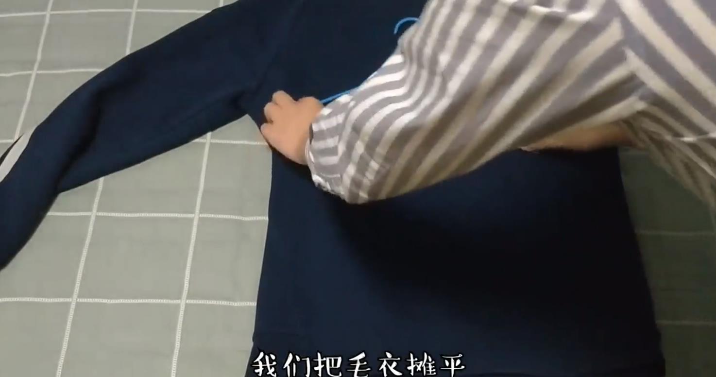 怎样挂毛衣不会变形