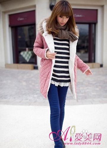 学会搭配技巧,厚棉衣外套也能显瘦