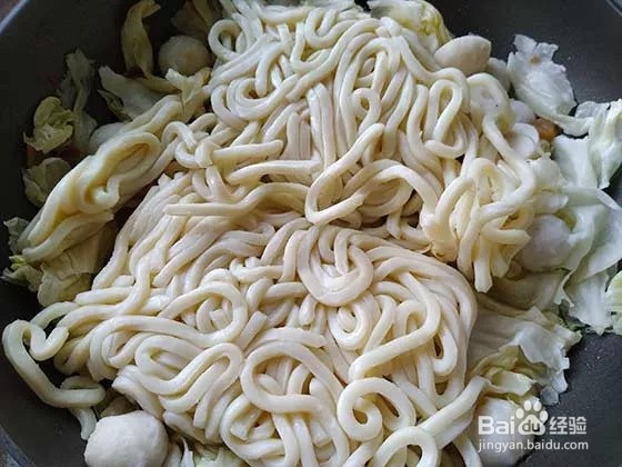 干贝酱炒乌龙面的做法