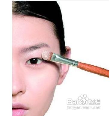 怎样画出白色妆容