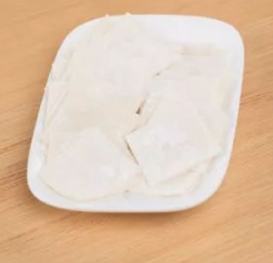 十个月宝宝腹泻吃的辅食-----蔬菜饺子片面汤