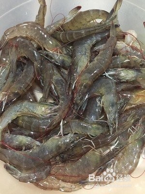 生虾怎么剥壳