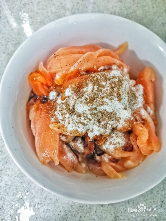 做家常菜鸡胸肉新吃法孜然芹菜彩椒炒鸡