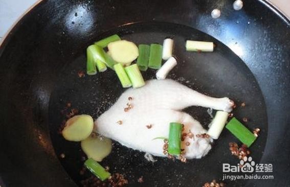 来学学酱鸭腿怎么制作吧