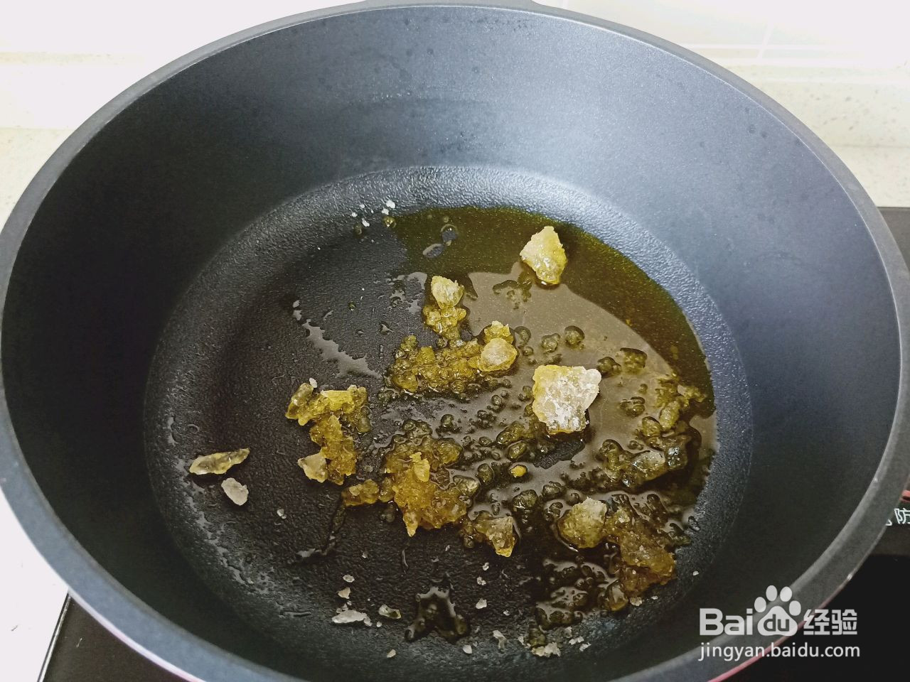 香菇焖鸡腿的做法