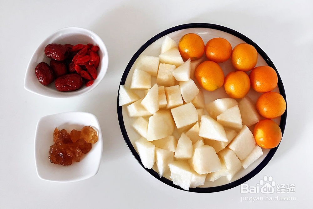 每日美食-秋冬润肺止咳饮冰糖雪梨金桔?