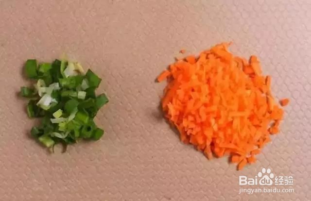 鸡蛋这样做最好吃,不炒不煮也不蒸