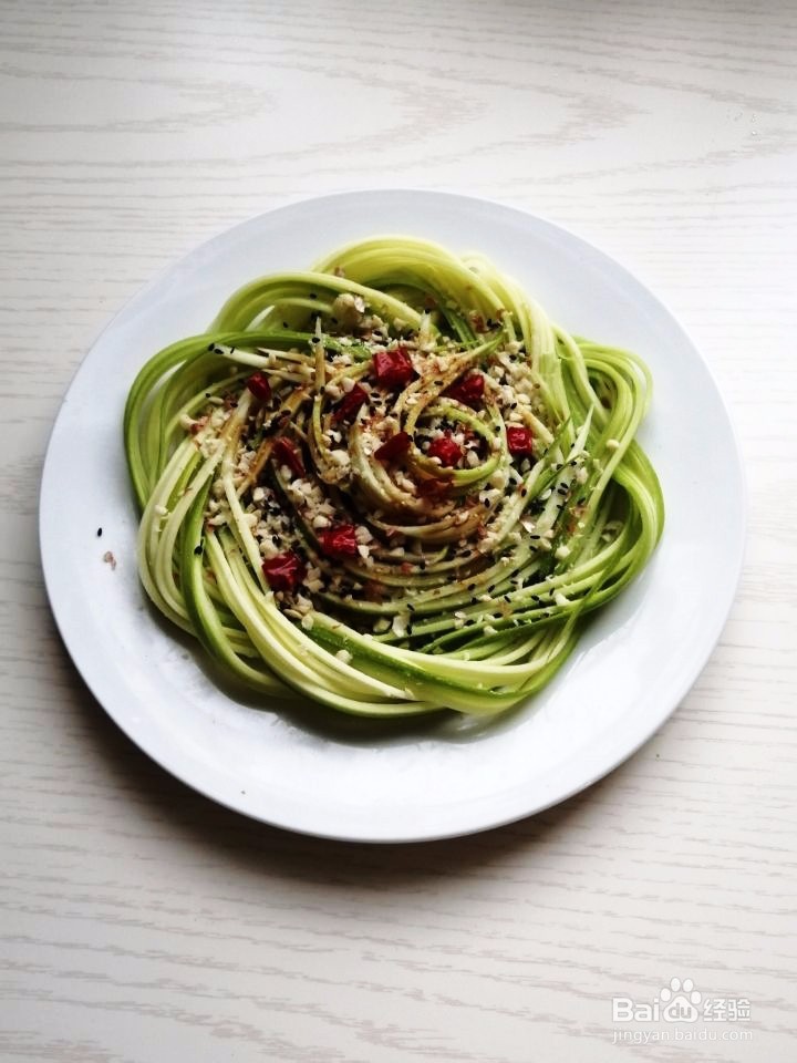 如何做凉拌西葫芦？