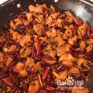 如何做出好吃的辣子肥肠