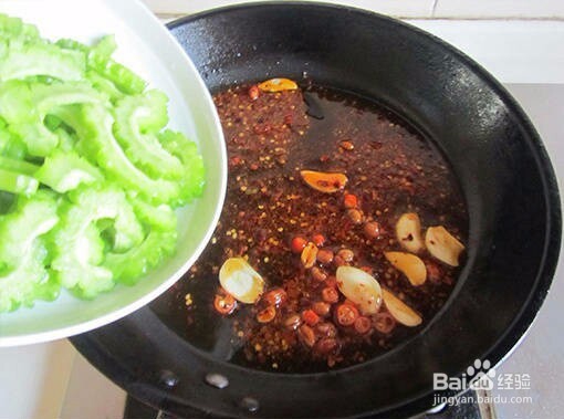 苦瓜怎么炒好吃