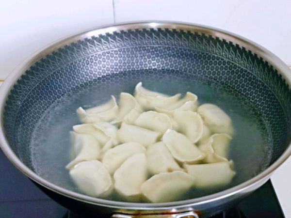 韭菜木耳猪肉水饺