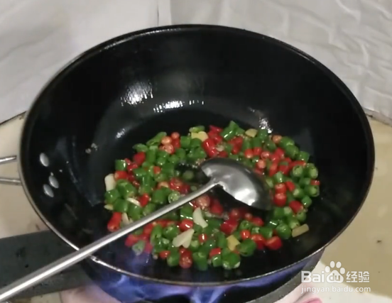 鲜椒鸡的做法