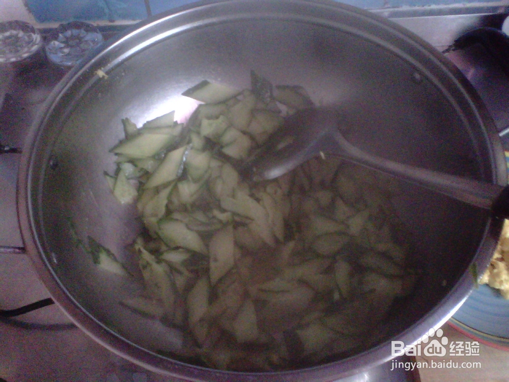 鸡蛋炒黄瓜片的做法