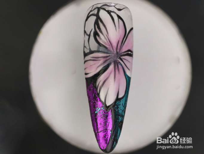 怎样做法式花卉美甲？