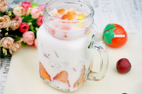 自制水果冻酸奶