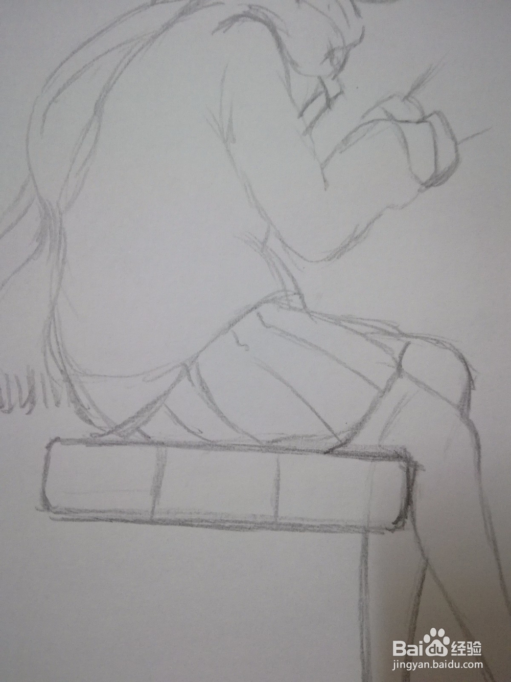 冬日坐在椅子上看书的动漫人物怎么画