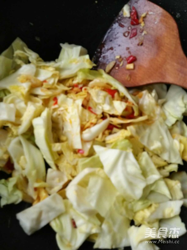 圆白菜炒鸡蛋