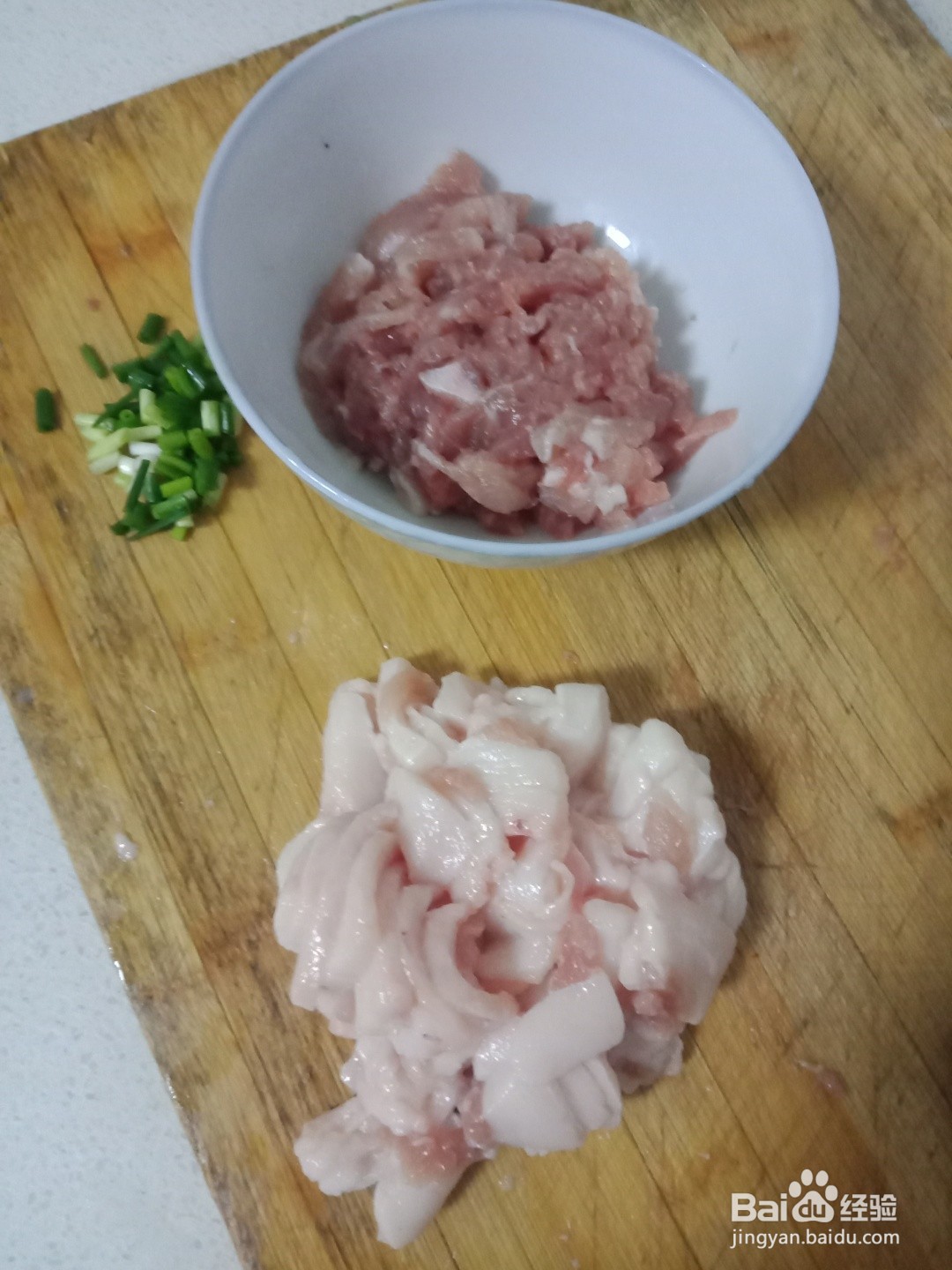 分享瘦肉鸡蛋青菜面的做法