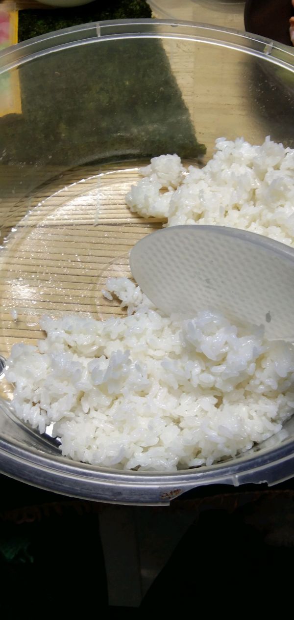 金枪鱼寿司手卷