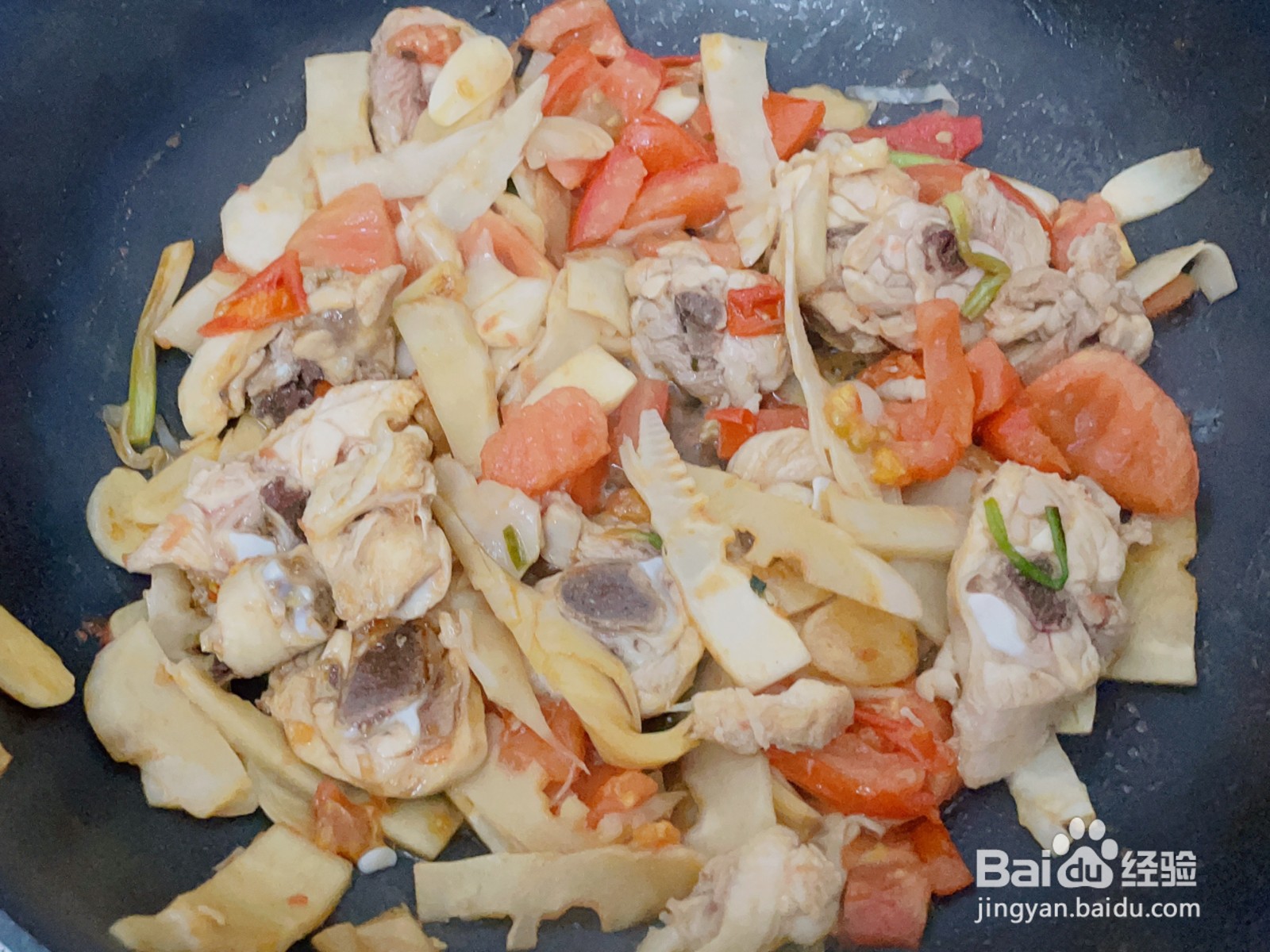 酸笋鸡腿煲怎么做