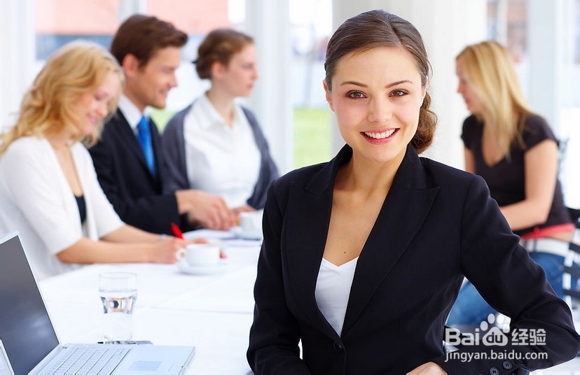 职场办公室女性怎样与男人为伍