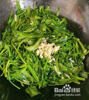 翠绿的空心菜的做法