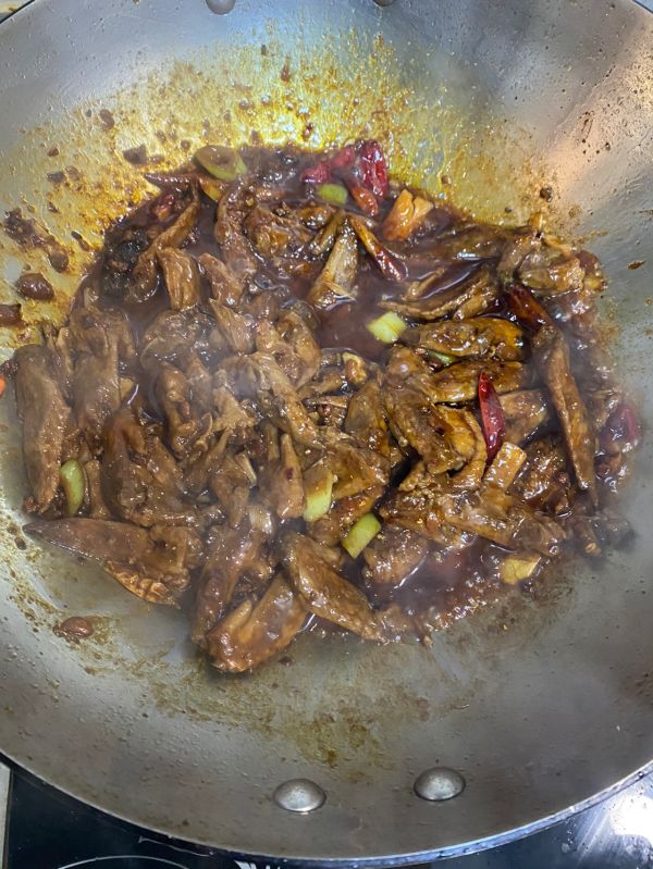 花儿麻辣鸡翅尖