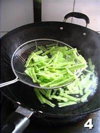 养生食补苦瓜炒鸡蛋的做法