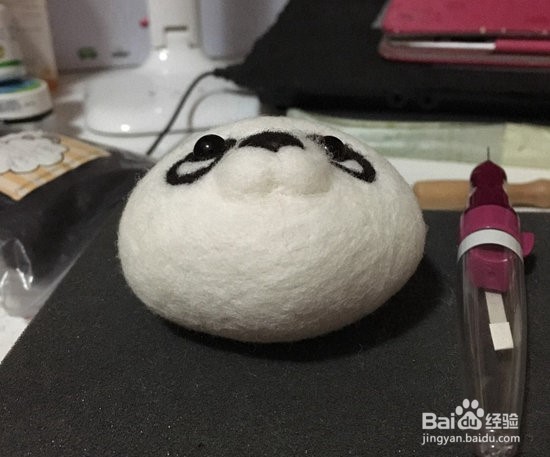 教你如何用羊毛制作熊猫挂件
