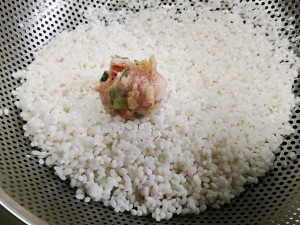 怎么自制珍珠丸子？