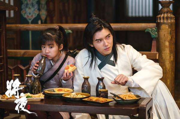 《将夜》正版的实体书出完了吗？都有哪几本