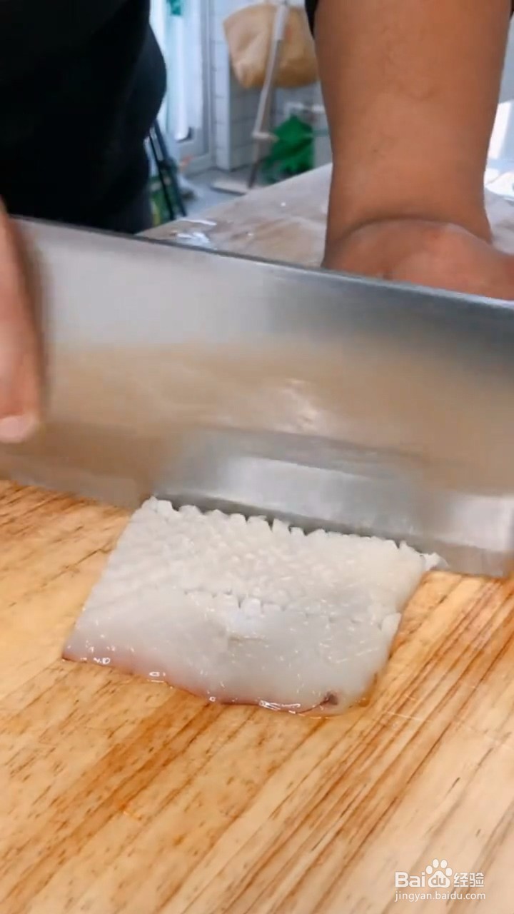 教你制作美食爆炒鱿鱼？