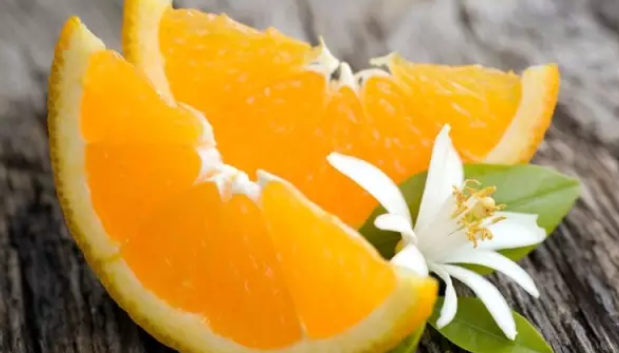 橙子和牛奶可以一起吃吗