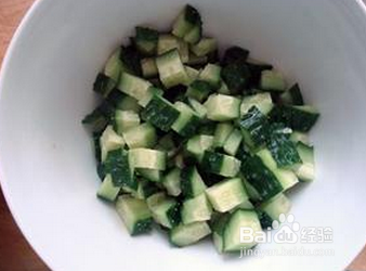 蔬丁米饭的制作