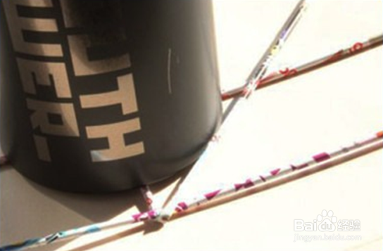 废旧杂志做纸花瓶