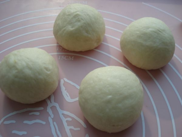 肉松毛毛虫面包