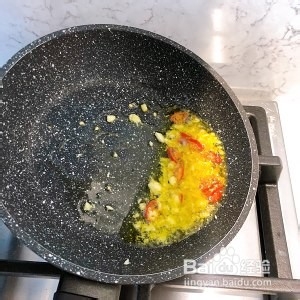教你做凉拌粉丝菠菜