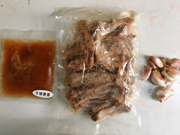 蒜香鸭掌#食光社干锅鸭#