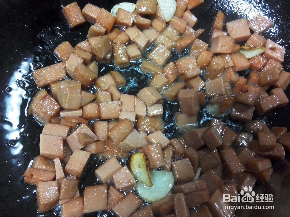 火腿肠炒玉米粒的做法