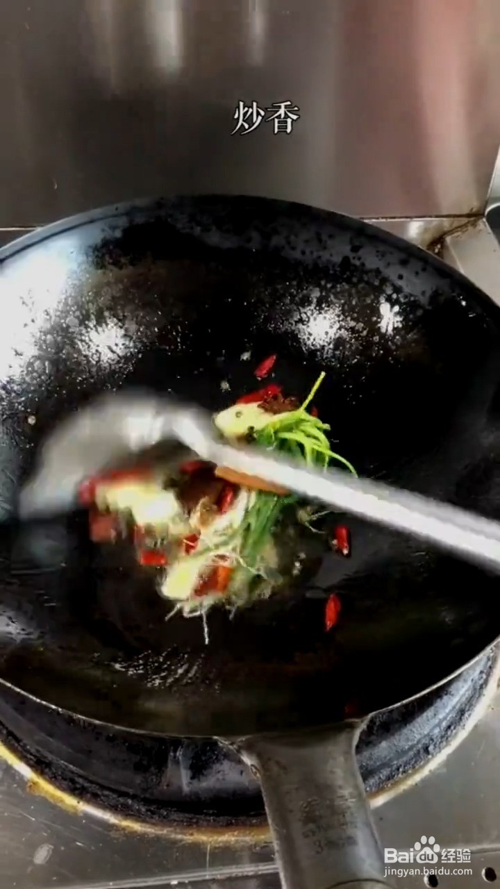 如何做红烧猪蹄？