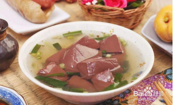 如何给宝宝正确地补铁？