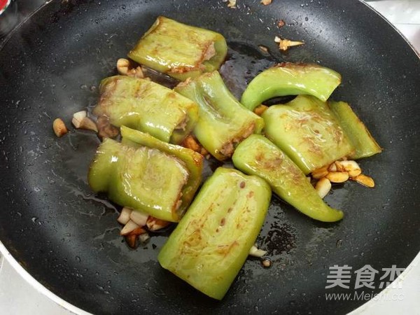 油焖尖椒的做法