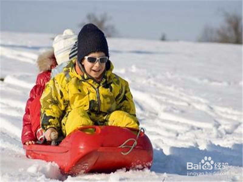 下雪了怎样陪孩子户外完耍