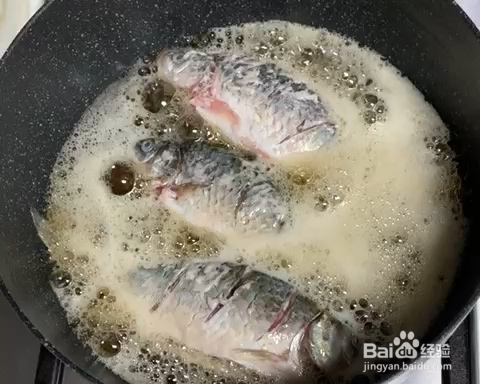 怎么做应该是相当补钙??鱼骨头鱼刺一起