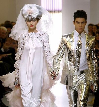 香奈儿高定秀蝴蝶结浪漫发型