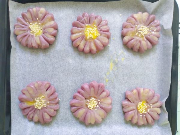 紫薯花朵豆沙酥饼