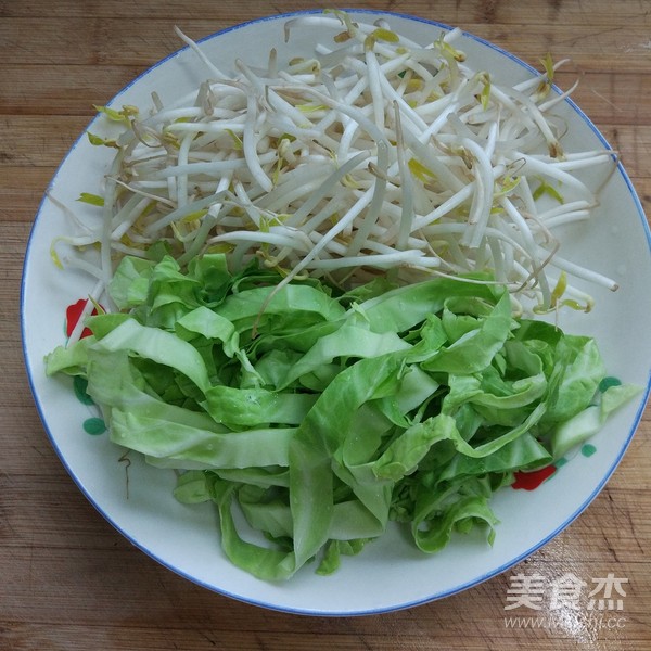 油泼三棱面的做法