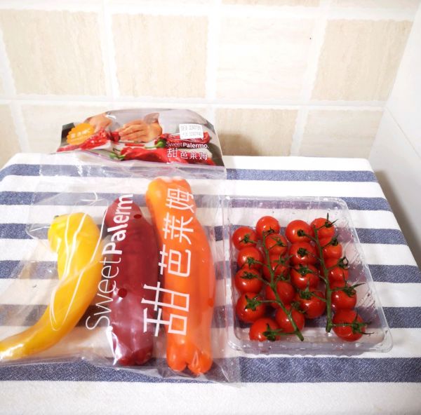 冰凉多巴胺桃桃西打凉菜